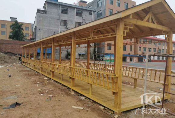 实木长廊地板整体施工